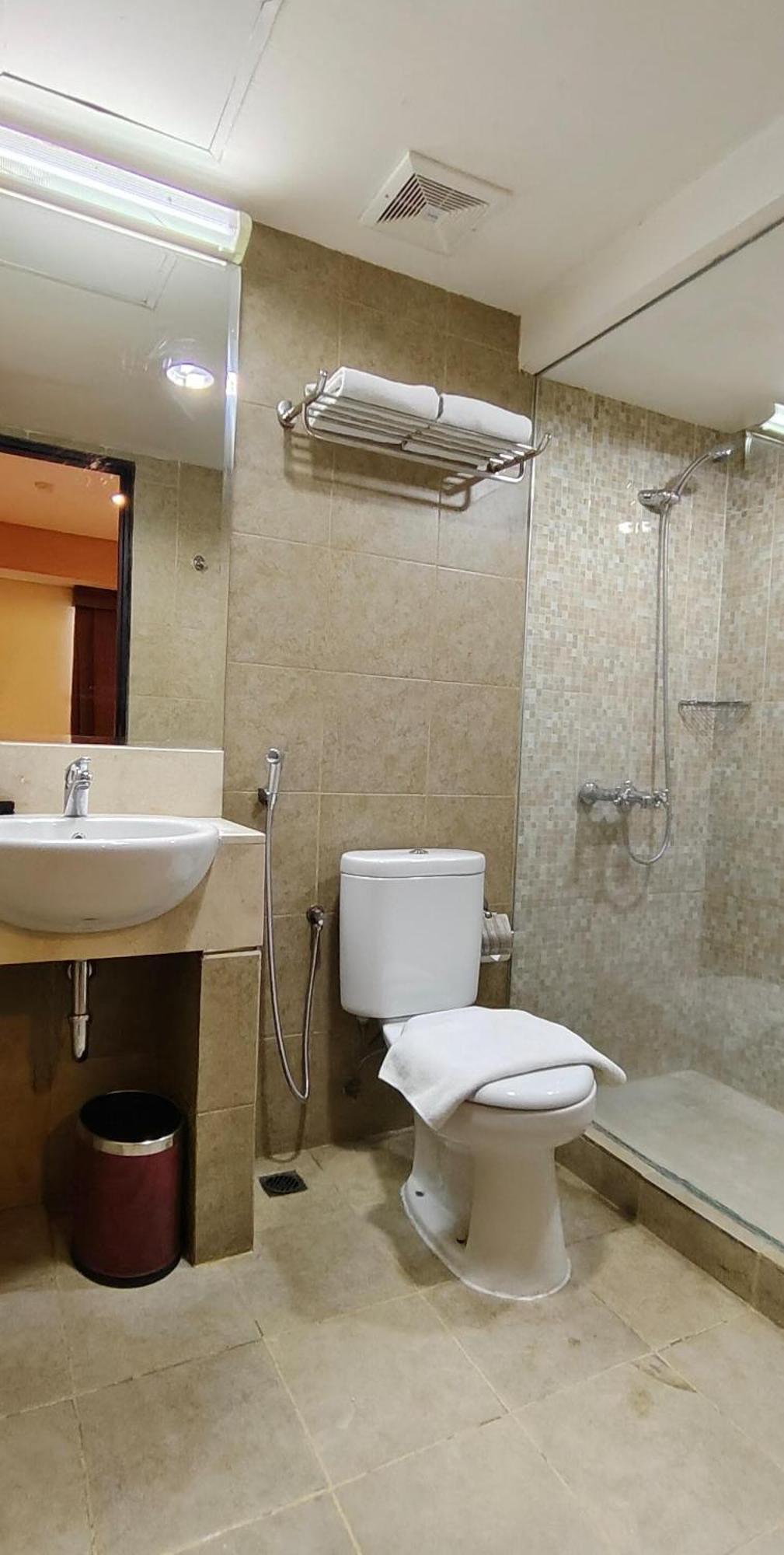 Nemuru Grand Serpong Panunggangah Dış mekan fotoğraf