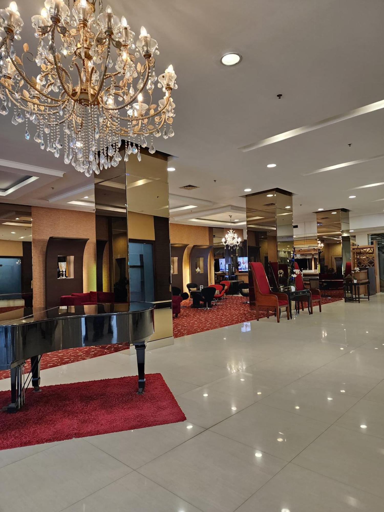 Nemuru Grand Serpong Panunggangah Dış mekan fotoğraf